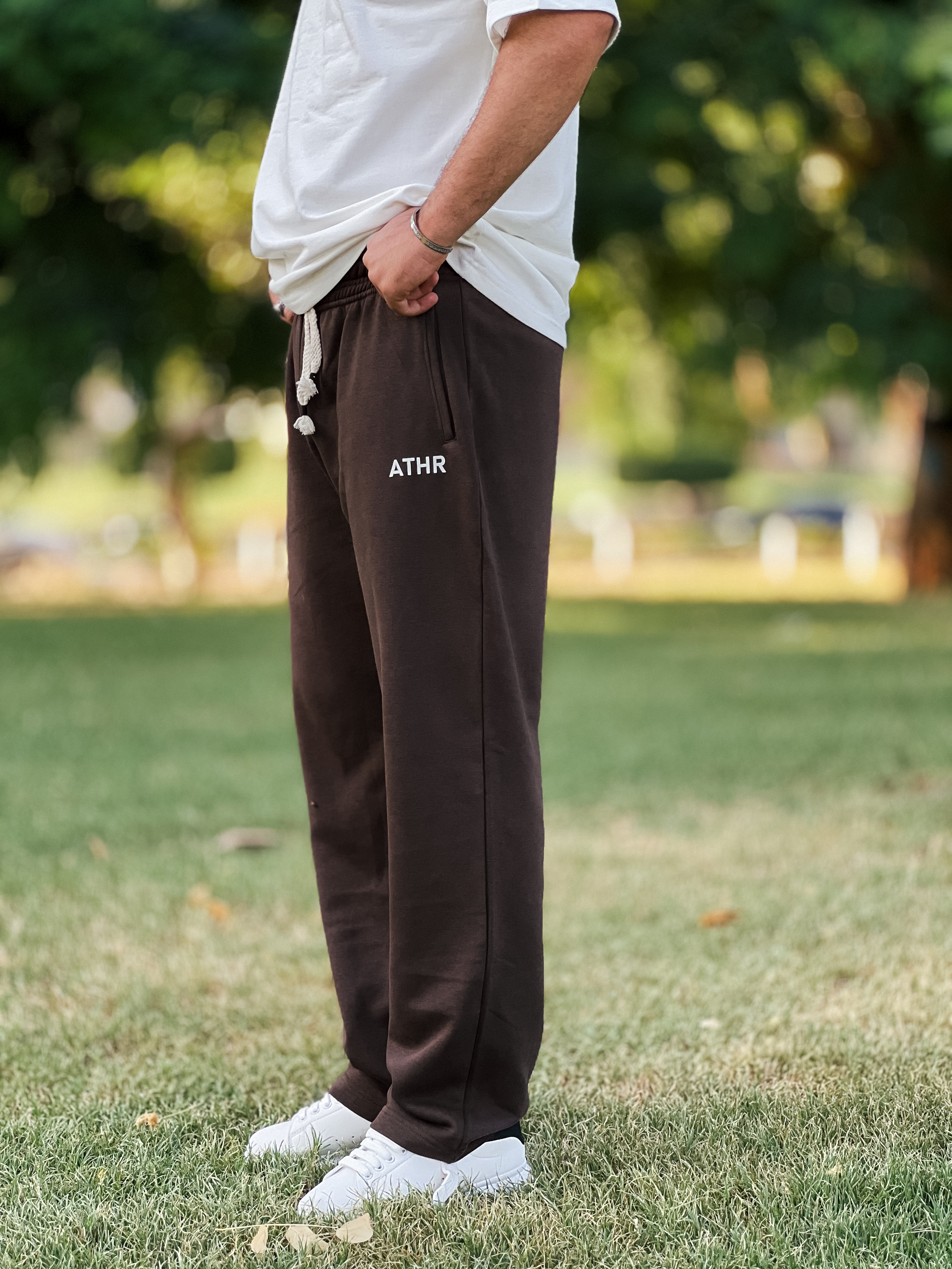 BROWN PANTS