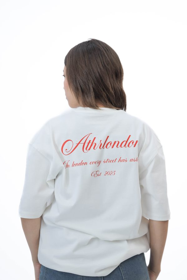 ⁦WHITE T-SHIRT ATHR LONDON⁩ - الصورة ⁦2⁩