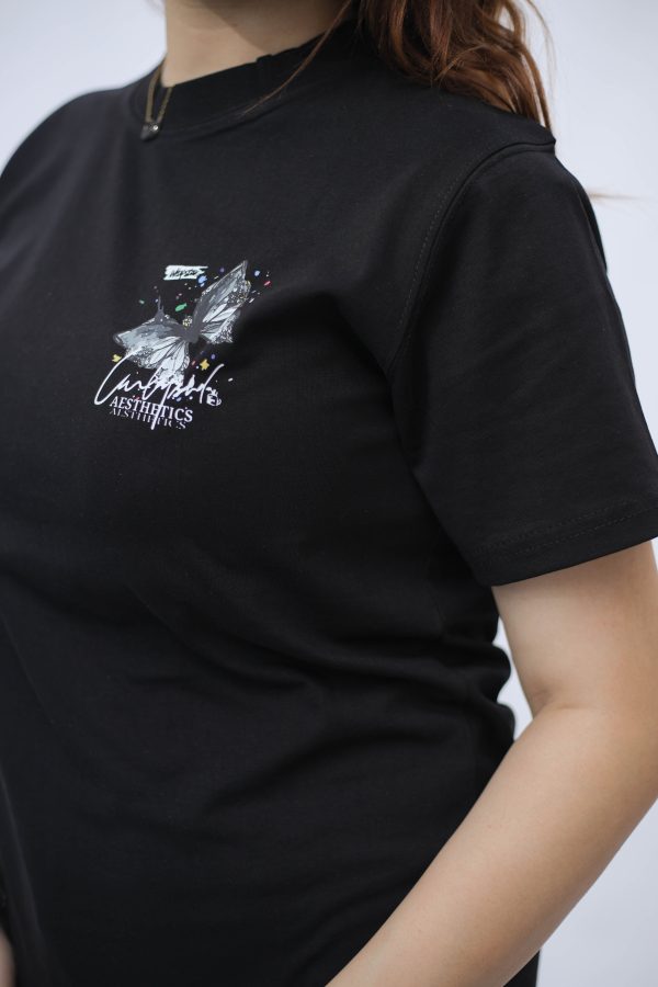 ⁦BLACK T-SHIRT BUTTERFLY⁩ - الصورة ⁦4⁩