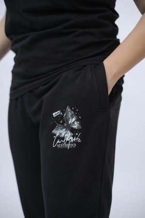 BLACK SWEATPANTS BUTTERFLY