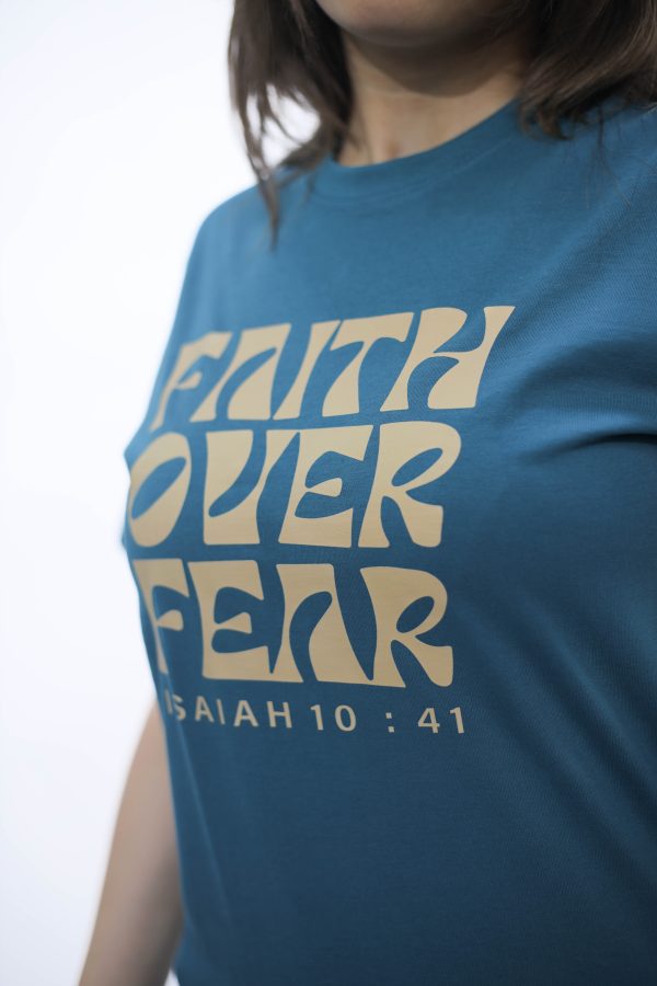 ⁦PETROLEUM T-SHIRT FAITH OVER⁩ - الصورة ⁦4⁩